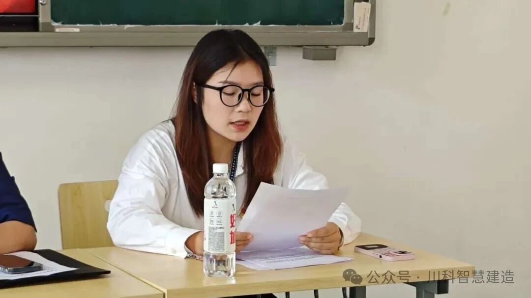 新生见面大会(图4) 新生见面大会(图4)