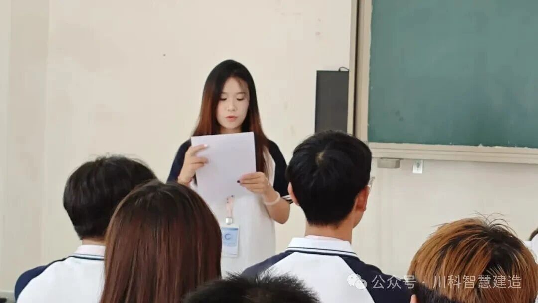 新生见面大会(图8) 新生见面大会(图8)