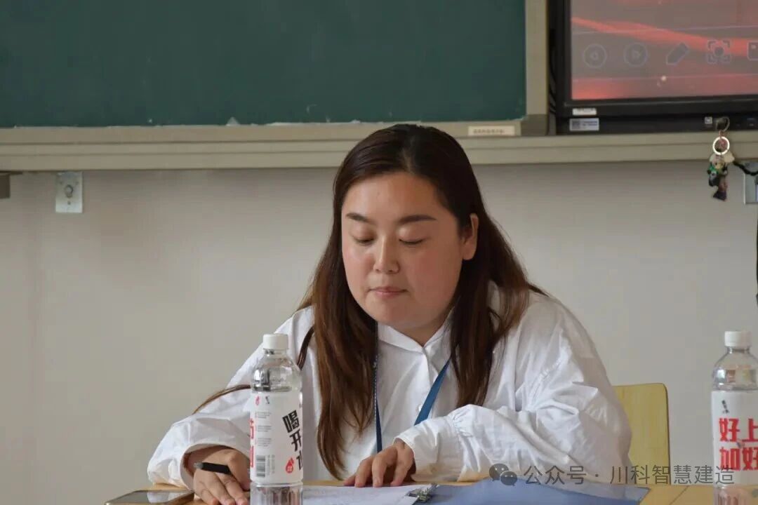 新生见面大会(图6) 新生见面大会(图6)