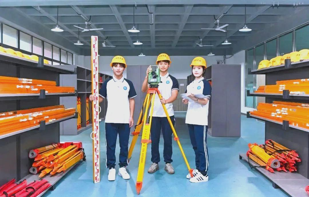 3-2512031636225J.png 3-2512031636225J.png